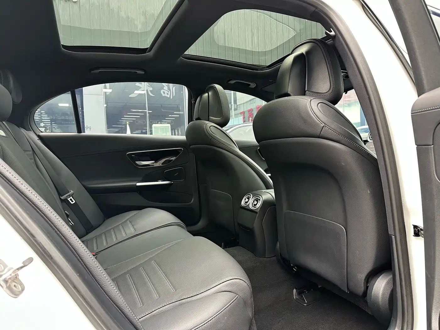 Mercedes-Benz C-Class 2024 C 260 L Sport фото 10