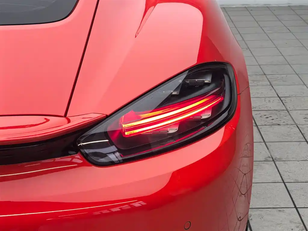 Porsche 718 2022 Cayman 2.0T фото 15