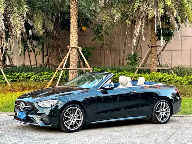 MERCEDES-BENZ E CLASS