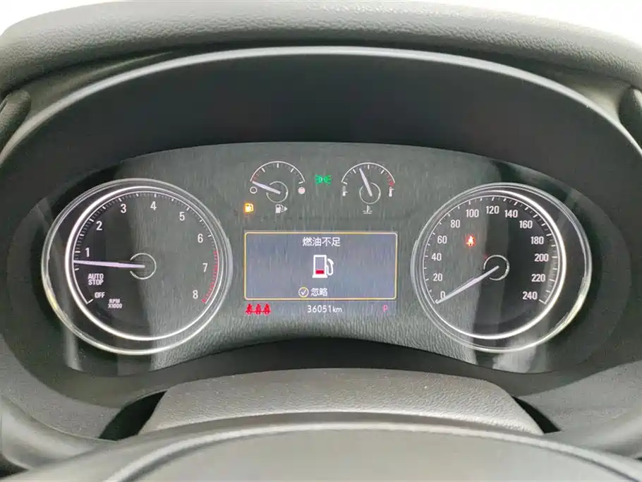 Buick LaCrosse 2022 652T Luxury фото 14