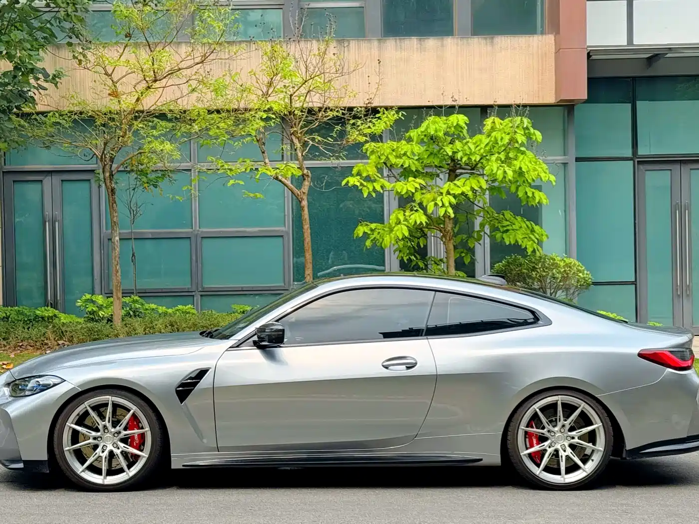BMW 4-SERIES