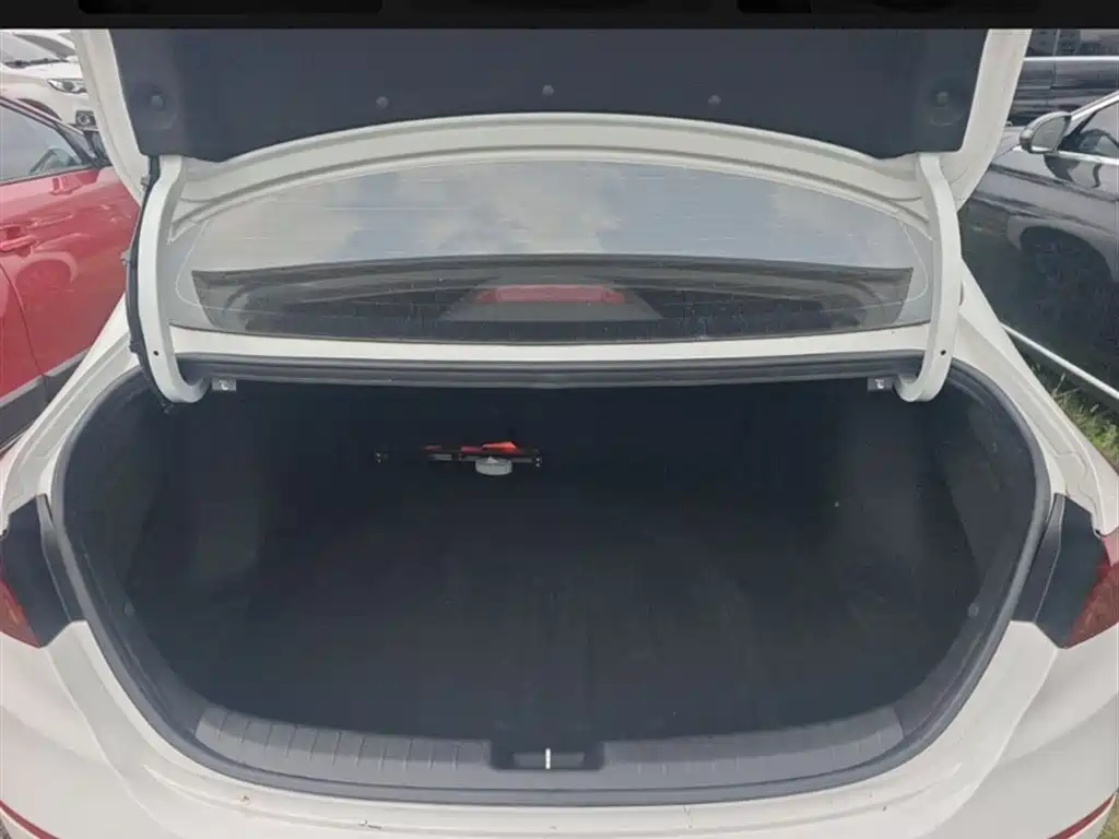 Kia K3 2021 1.5L CVT Fashion Edition фото 17