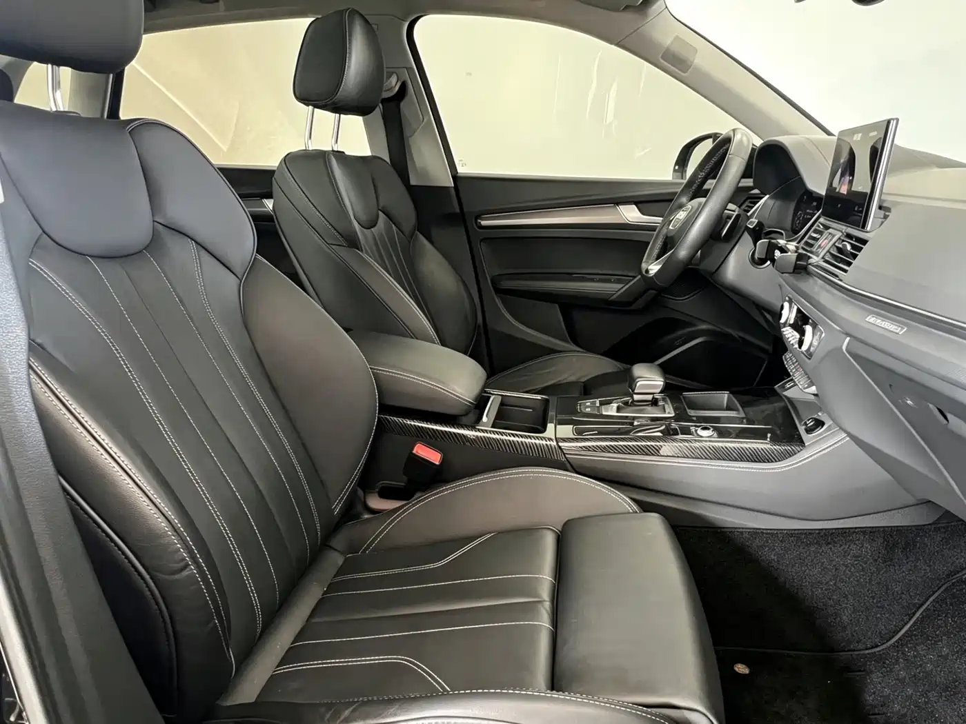 Audi Q5L 2022 45T Luxury Dynamic фото 10