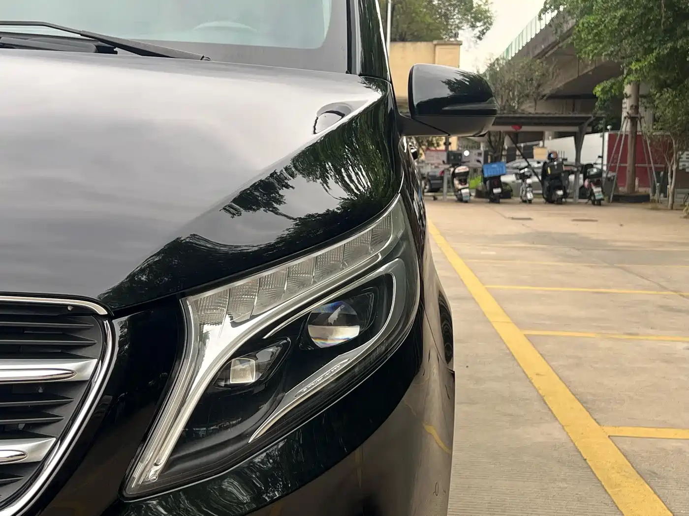 Mercedes-Benz V-Class 2018 V 260 L Premium Long Wheelbase Edition China VI фото 22