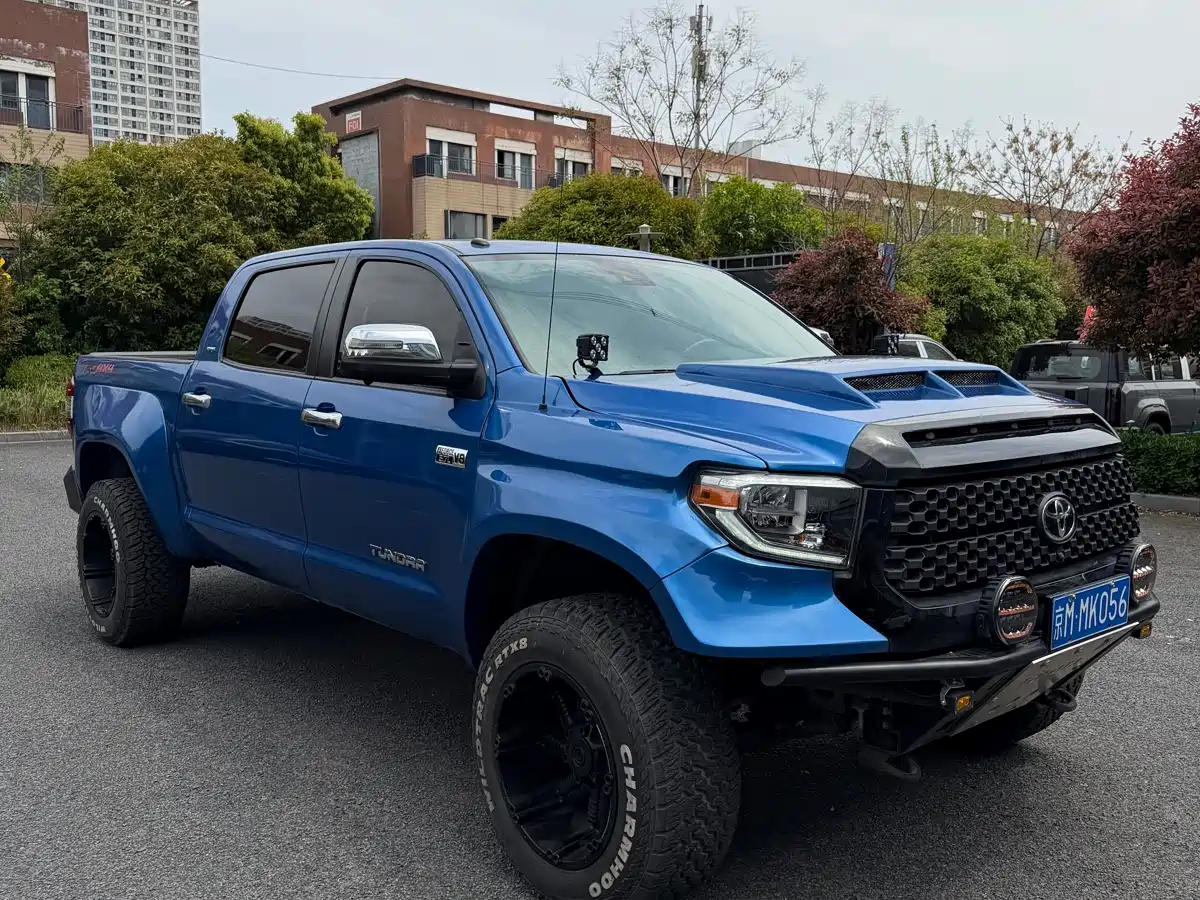 Toyota Tundra 2014 5.7L TRD Pro фото 3