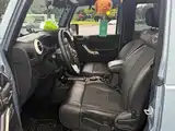 Фото 13 - Jeep Wrangler
