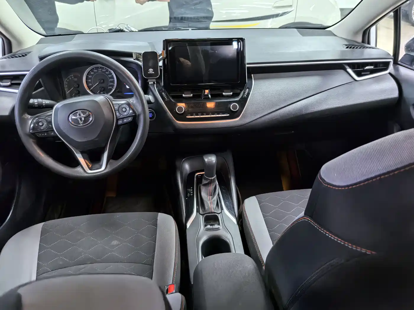 Toyota Corolla 2023 1.2T Elite Edition фото 8