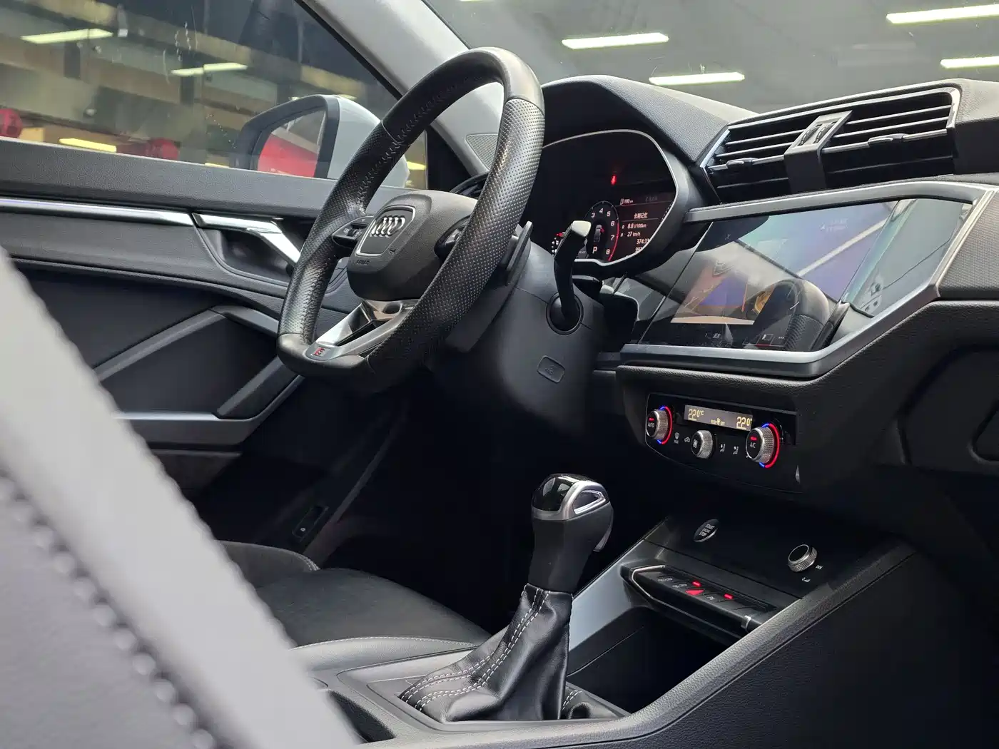 Audi Q3 Sportback 2020 40 TFSI Fashion фото 10