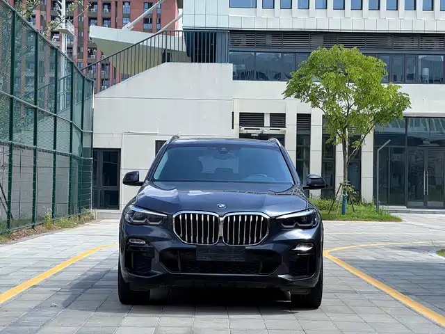 BMW X5 (Import) 2021 xDrive30i M Sport Package — фото 2