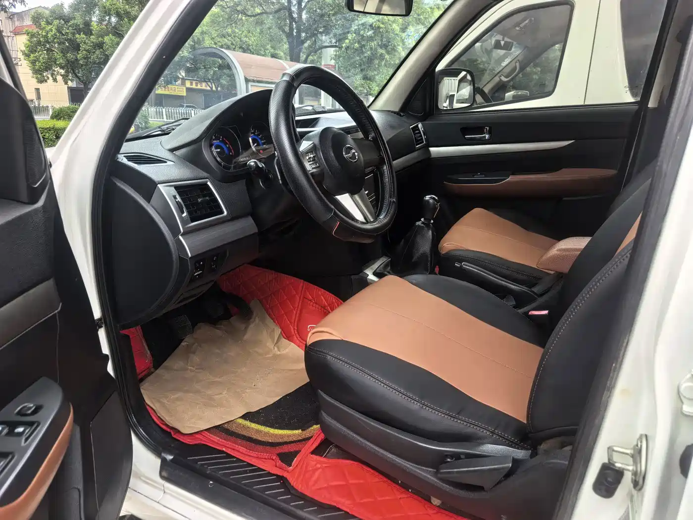 ZTE Weihu 2019 2018 2.5T Diesel China V 2WD Elite Medium Double Cab XD25T5