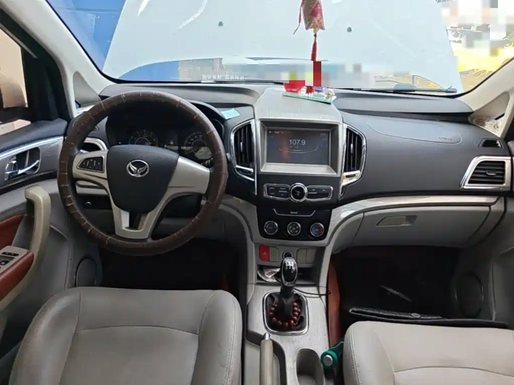 BAIC Huansu H3 2016 2016 H3F 1.5L Manual Noble