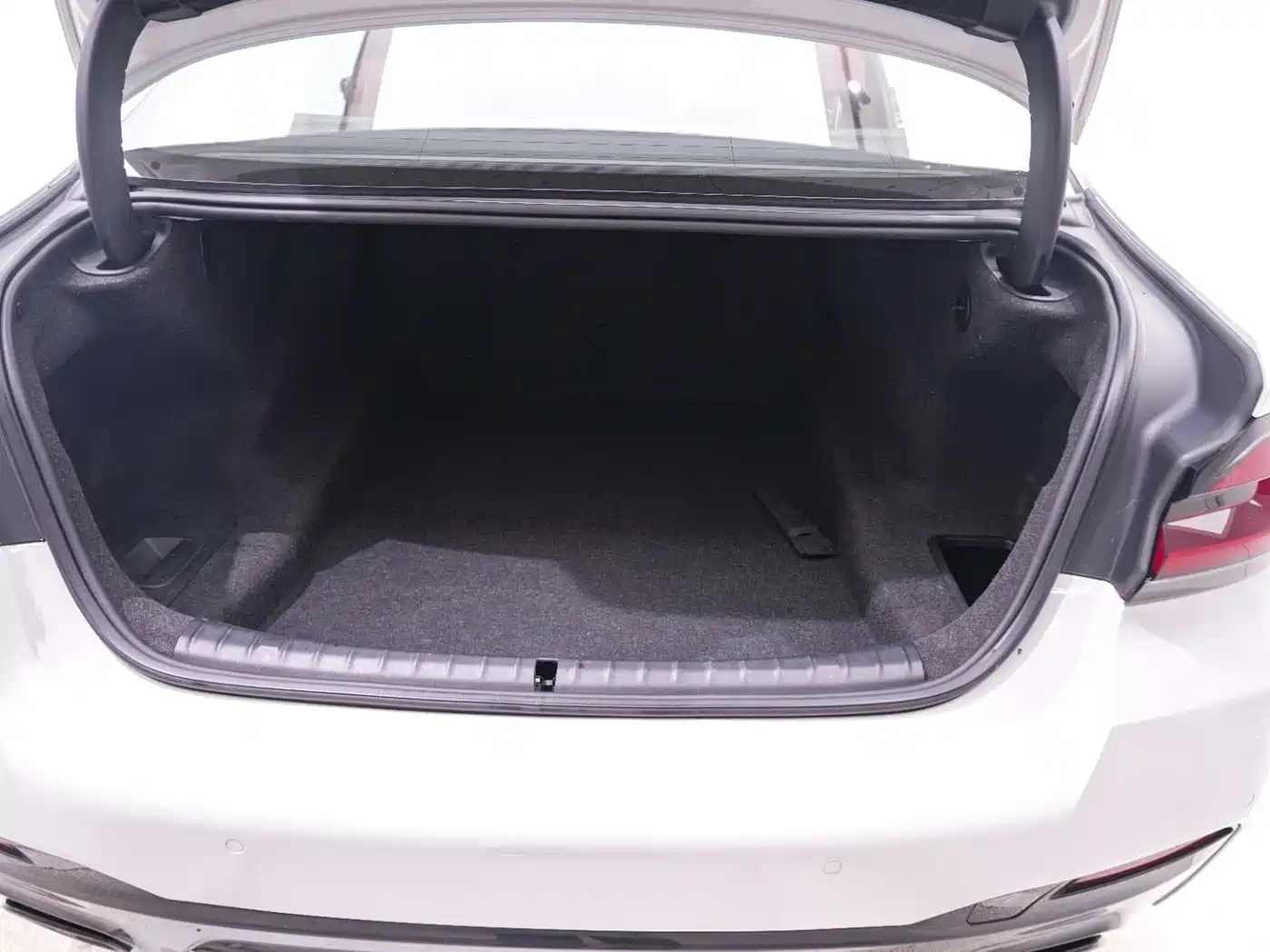 BMW 5 Series 2022 Facelift 530Li Leading M Sport Package фото 20
