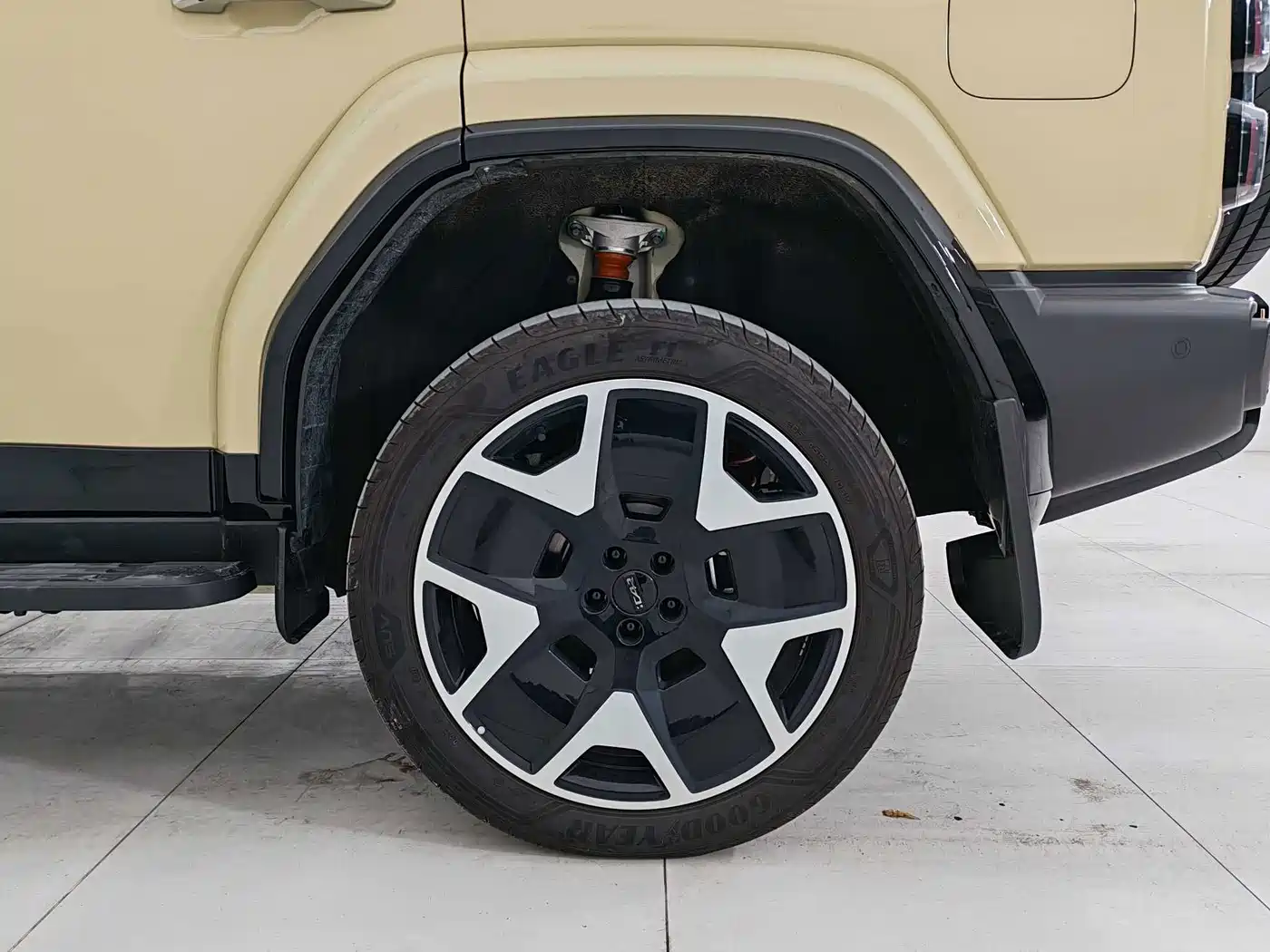 iCAR V27 2026 2026 200KM AWD Falcon 500