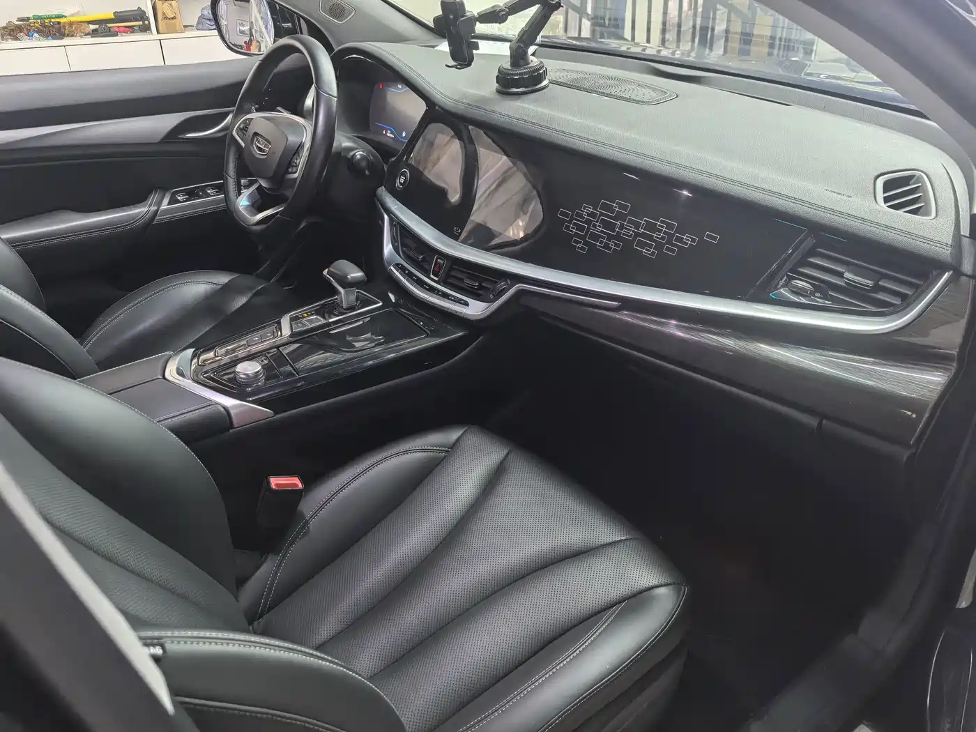 Geely Borui 2020 2020 1.5T MHEV Premium Edition