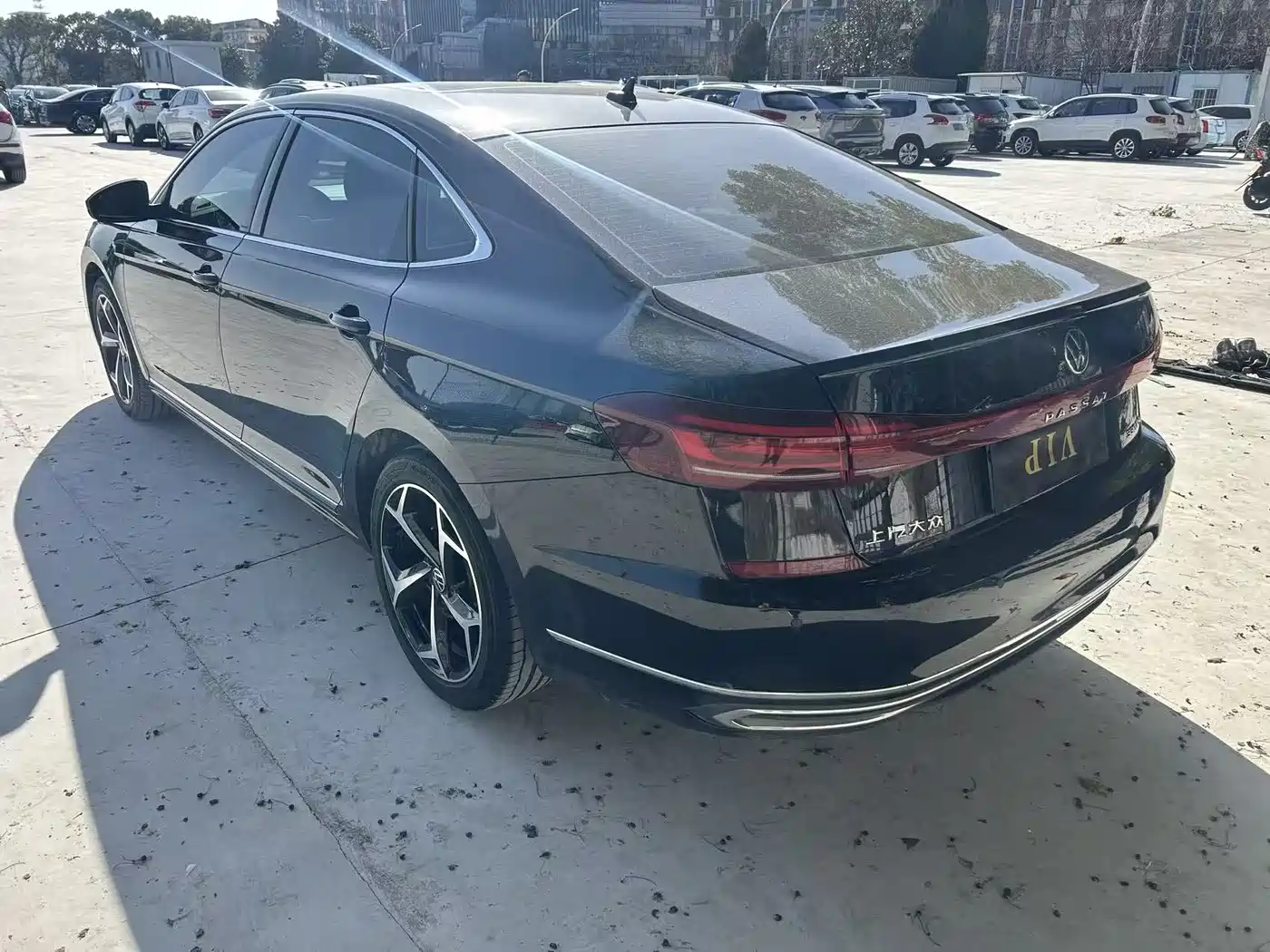 VOLKSWAGEN PASSAT