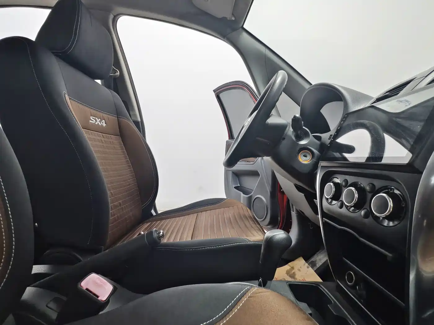 Suzuki SX4 2015 2012 1.6L Automatic Sharp Ride