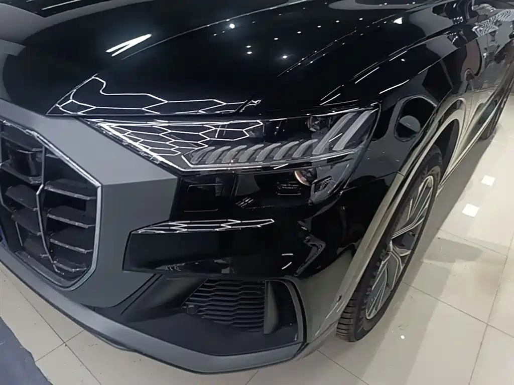 Audi Q8 2023 55 TFSI Luxury Sport фото 24