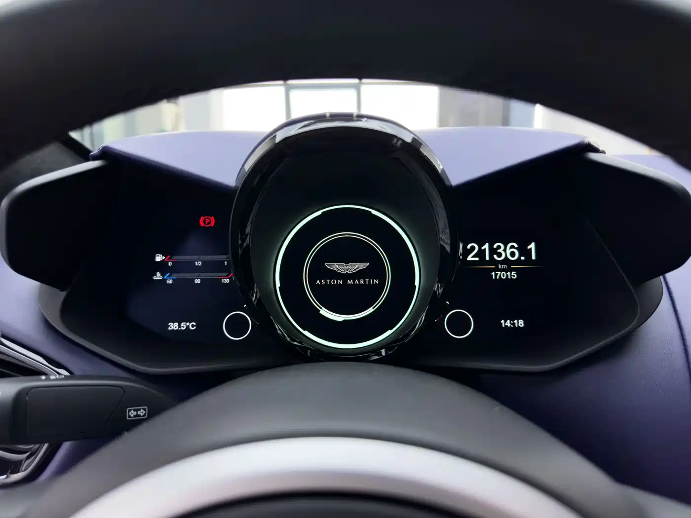 Aston Martin V8 Vantage 2020 2018 4.0T V8 Coupe