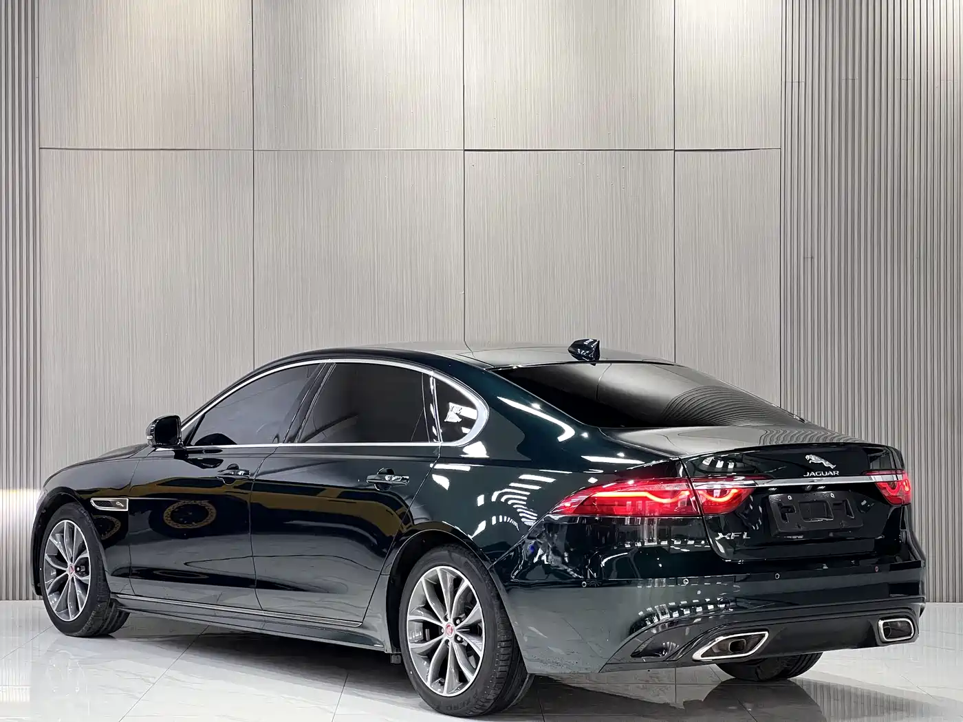 JAGUAR XFL