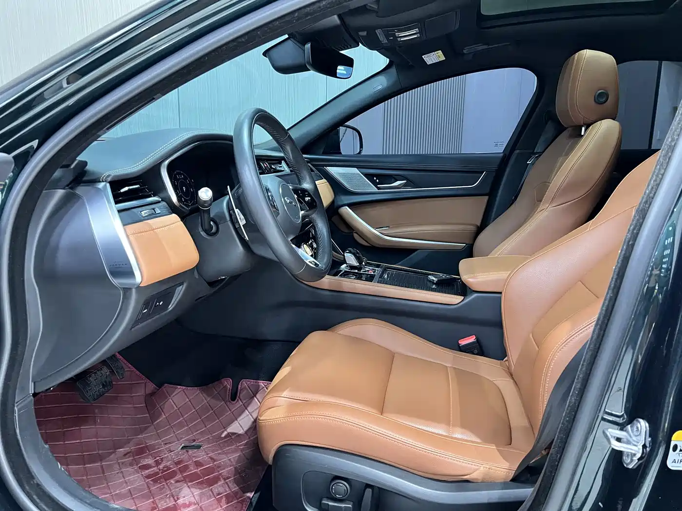 JAGUAR XFL