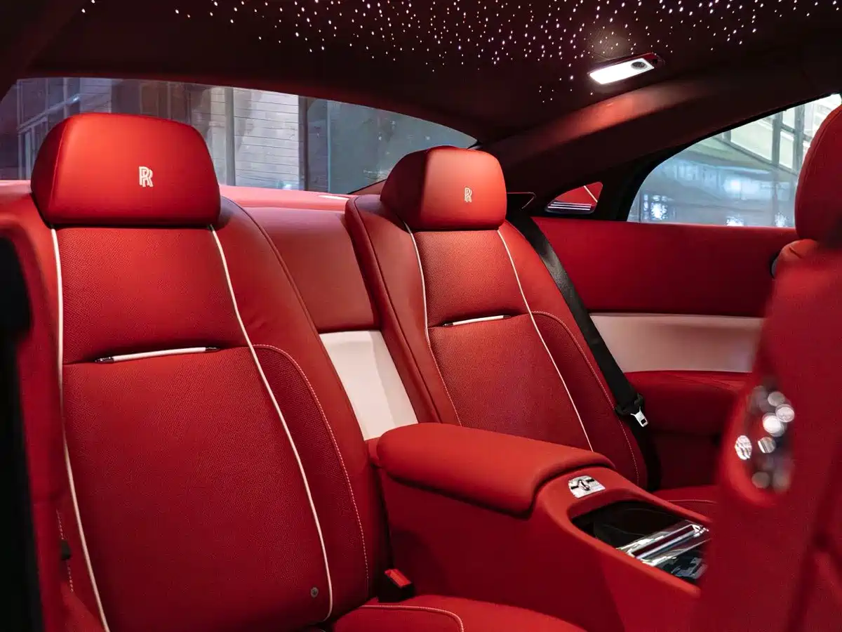 Фото 19 - Rolls-Royce Wraith
