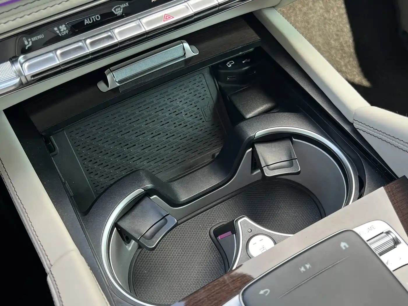 Mercedes-Benz Maybach GLS 2021 GLS 600 4MATIC Ritual Edition фото 21