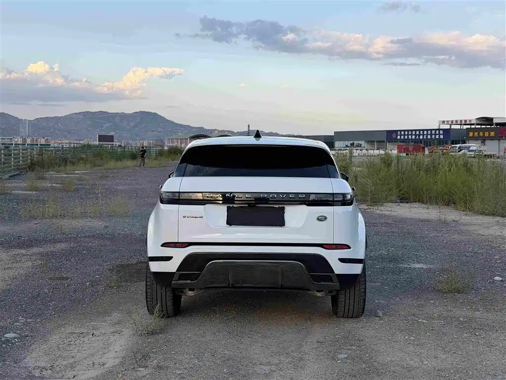 2025 Land Rover Range Rover Evoque