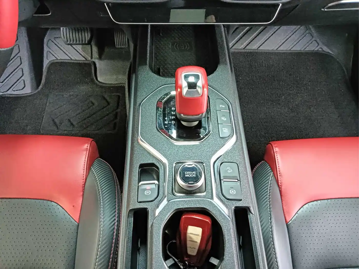 Фото 6 - Geely ICON