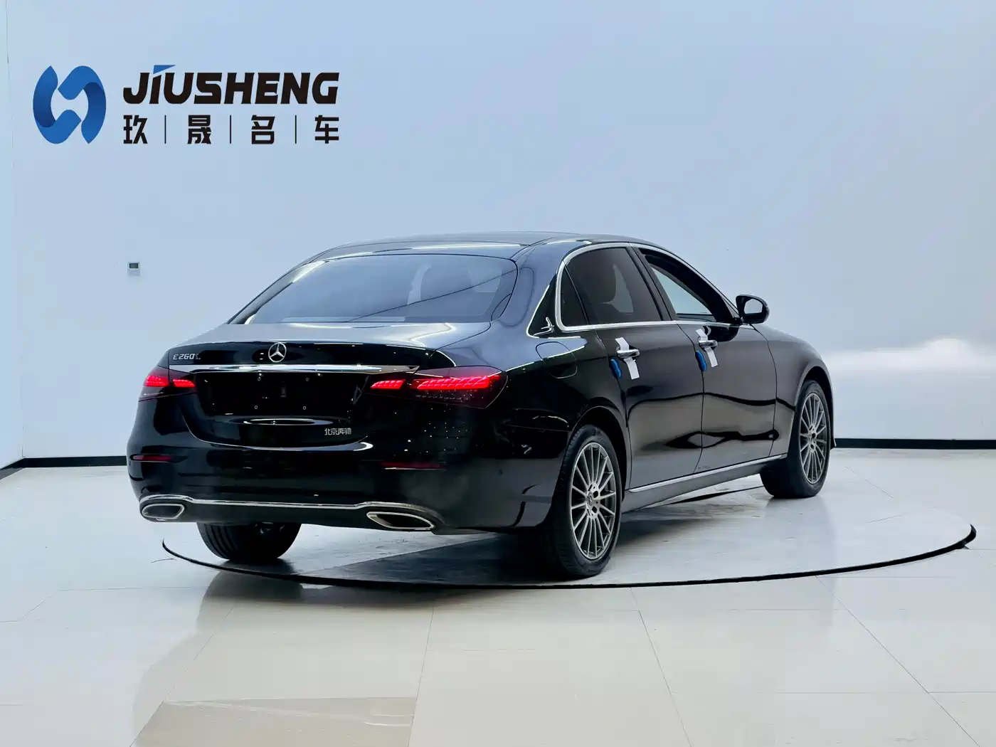 Mercedes-Benz E-Class 2023 E 260 L фото 23