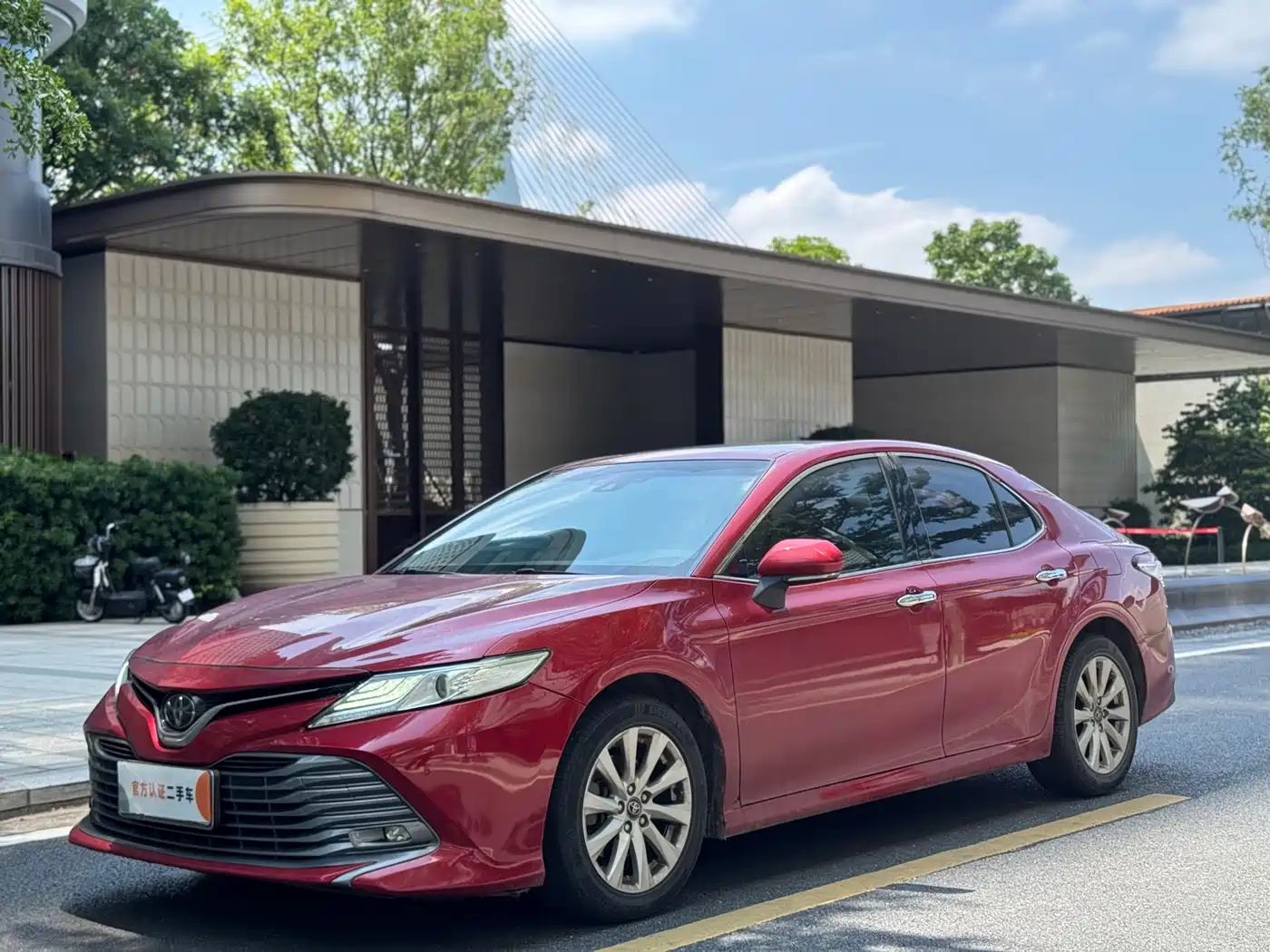 Toyota Camry 2018 2.0G Luxury Edition