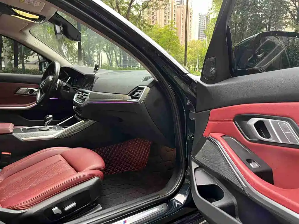 BMW 3 Series 2022 325Li M Sport Shadow Edition фото 8