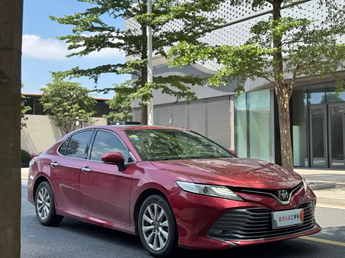 Toyota Camry 2018 2.0G Luxury Edition фото 4