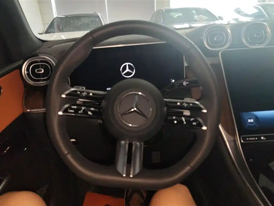 Mercedes-Benz GLC 2025 GLC 300 L 4MATIC Dynamic 5-seater фото 15