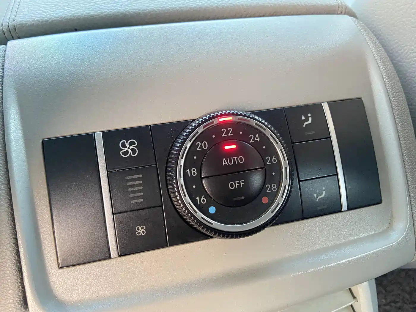 Mercedes-Benz R-Class 2011 R 300 L Business Class фото 14