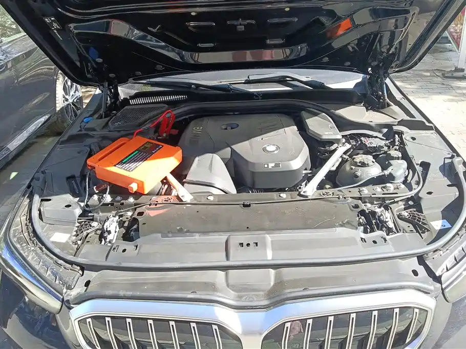 BMW 5 Series 2024 525Li M Sport Package фото 10