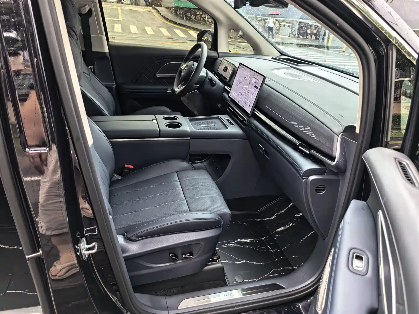 Voyah Auto Voyah Dreamer 2026 2025 Model PHEV Basic Version