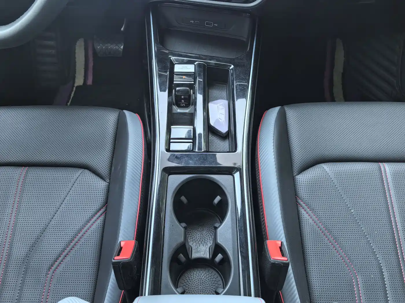 VOLKSWAGEN LINGDU