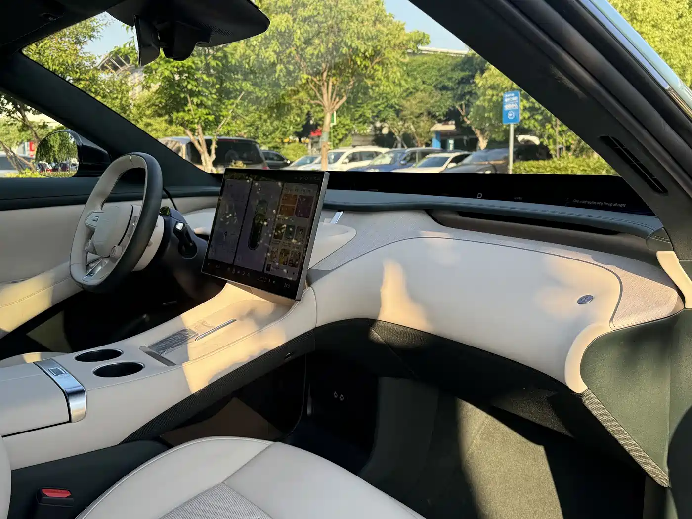 Xiaomi Auto Xiaomi YU7 2025 Ultra Long Range High Performance AWD Max Edition фото 12