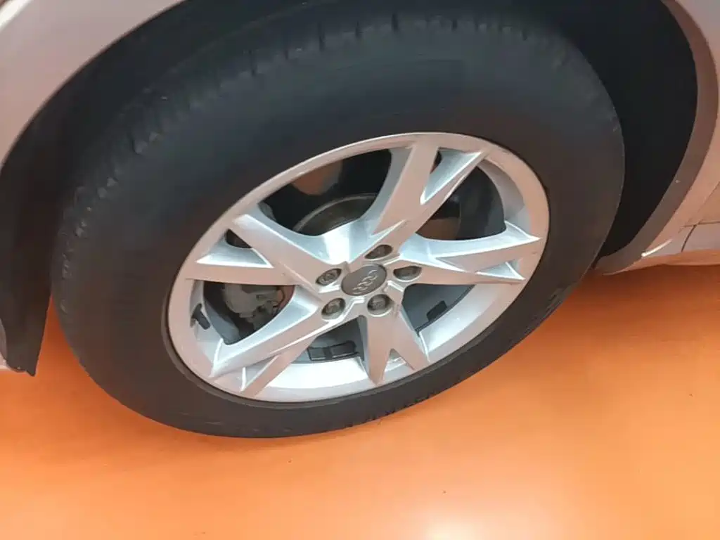 Фото 23 - Audi Q3