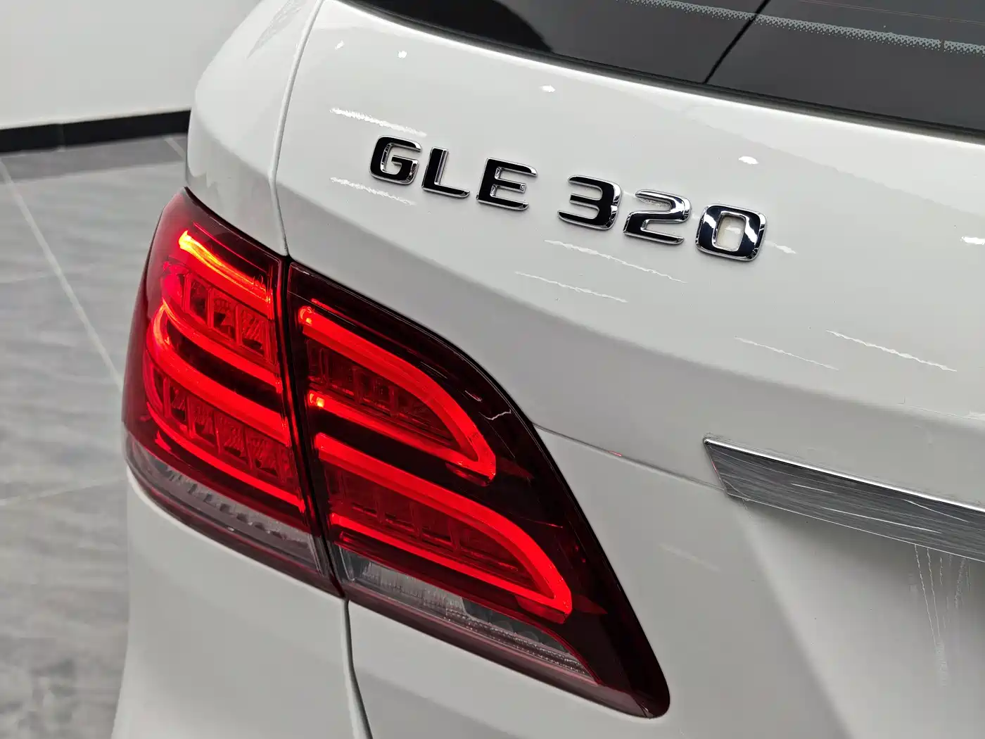 Mercedes-Benz GLE 2018 GLE 320 4MATIC Dynamic Ultimate Edition фото 5