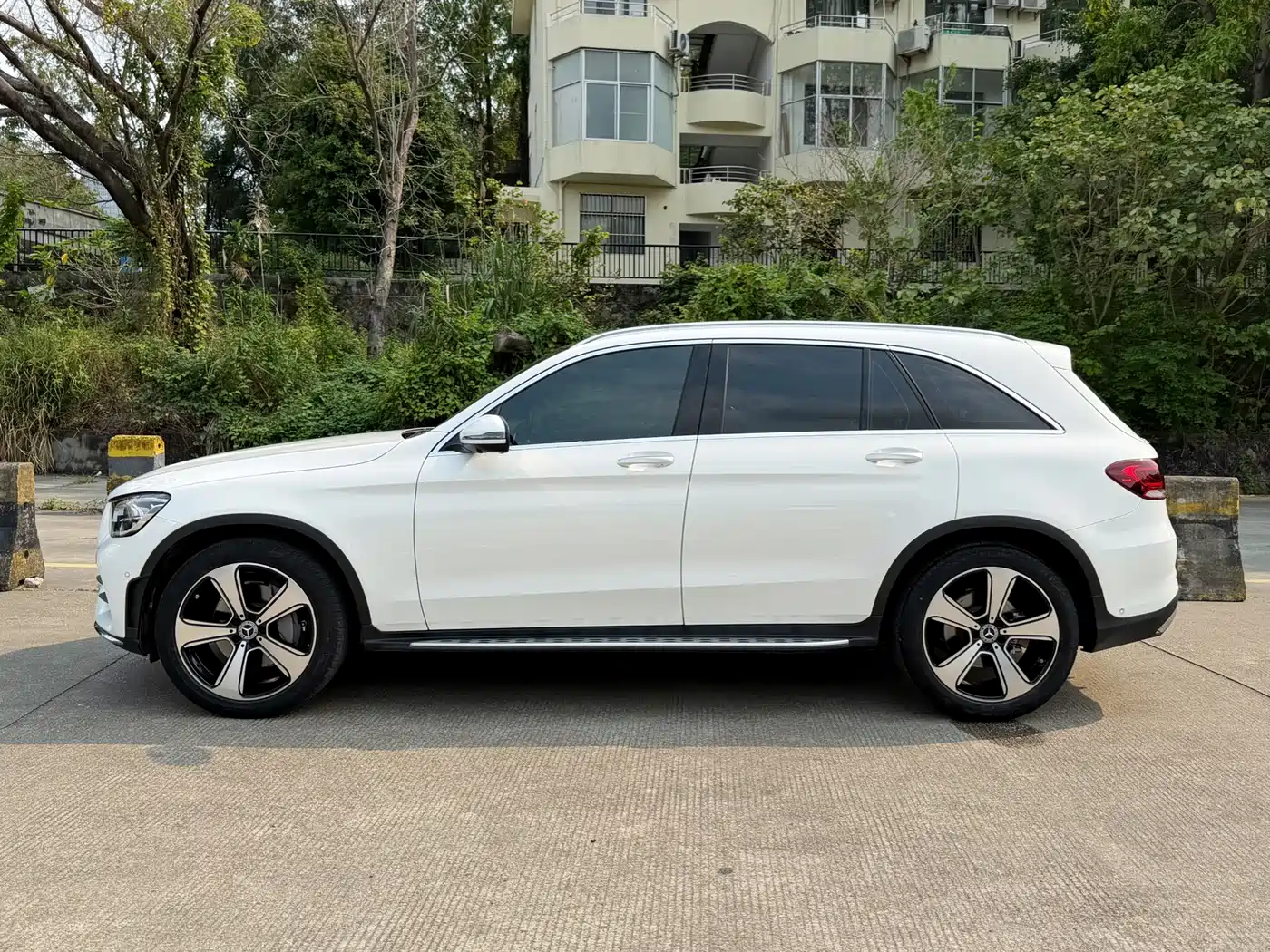 Mercedes-Benz GLC 2022 Facelift GLC 300 L 4MATIC Luxury фото 12