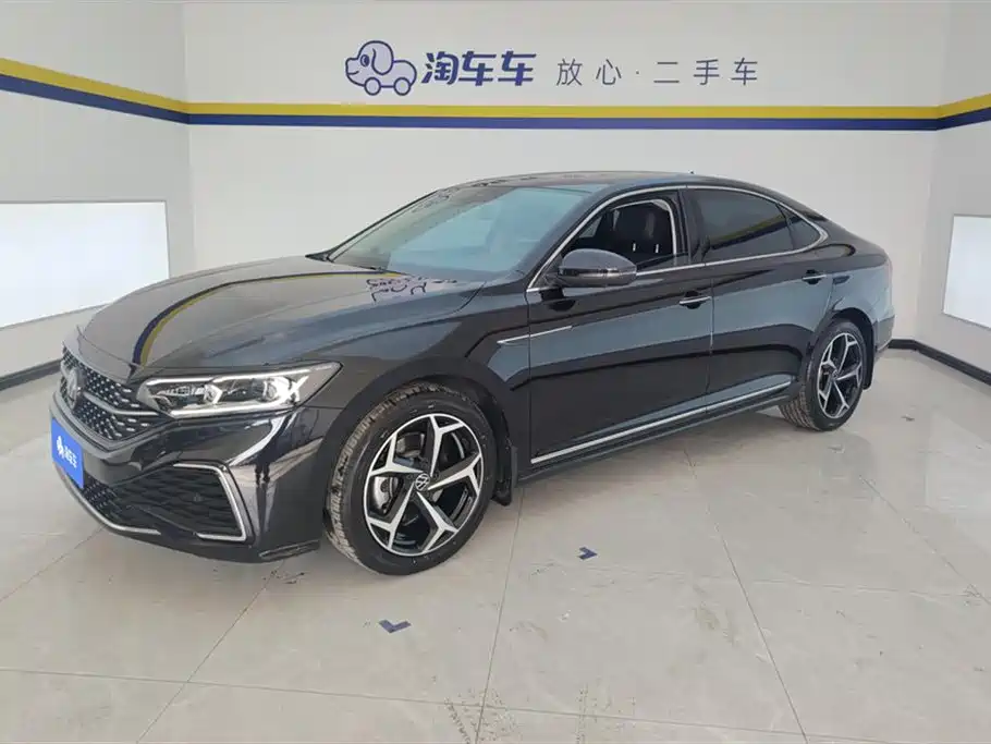 Volkswagen Passat 2024 380TSI Starlight Dragon Glory Edition