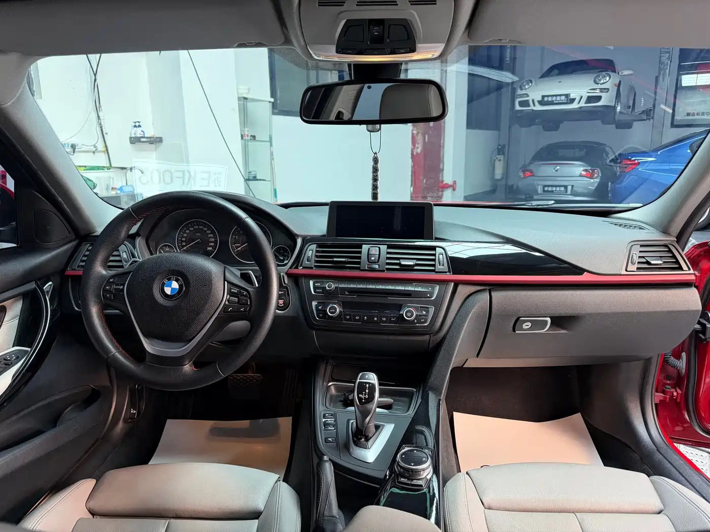 BMW 3 Series (Import) 2014 2014 320i Sport Design Package