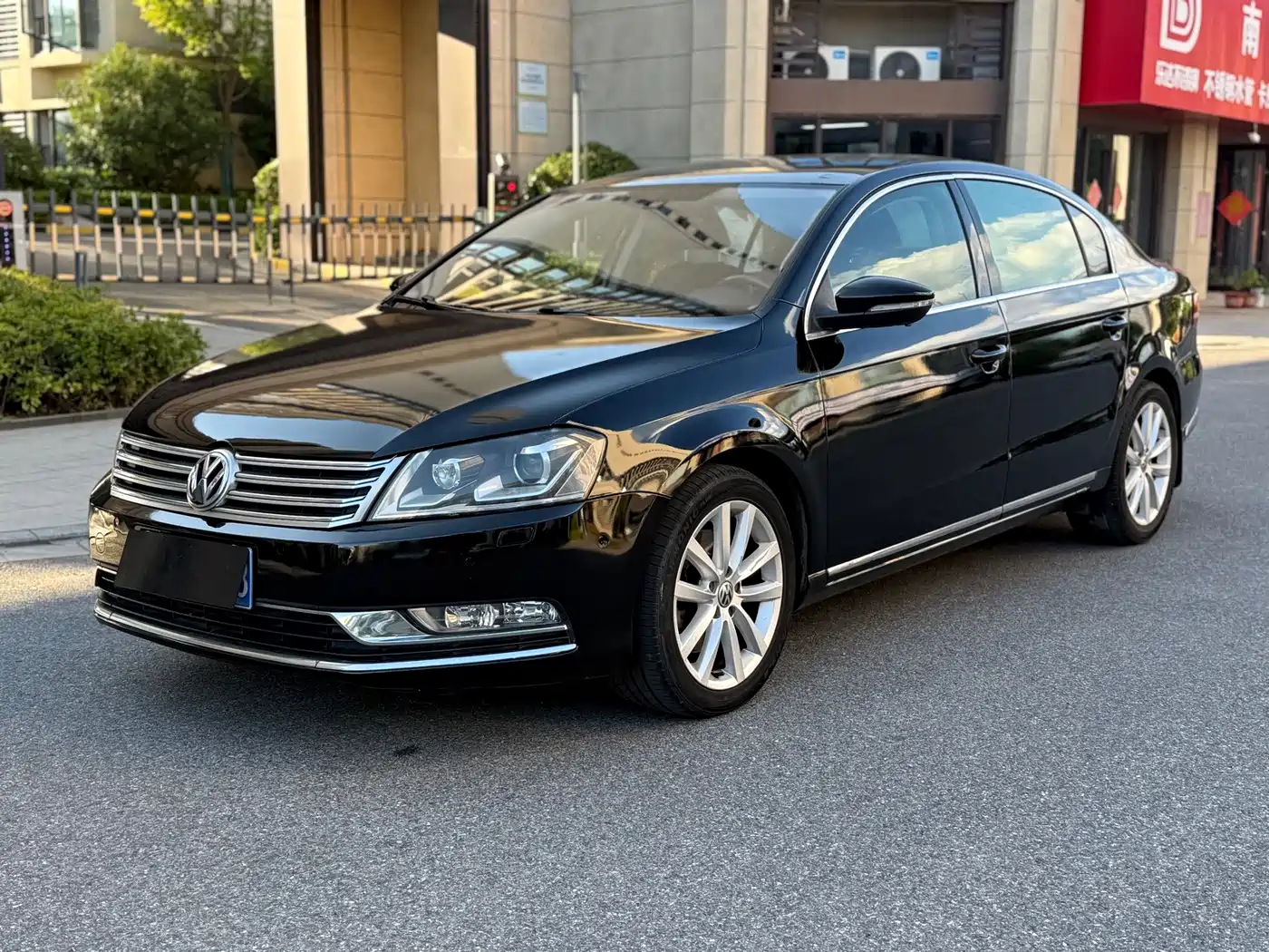 Фото 3 - Volkswagen Magotan