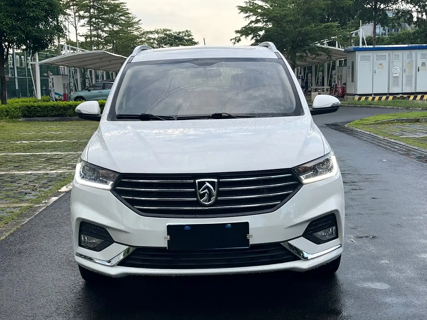 Baojun 360 2019 2018 1.5L Manual Luxury Model China V