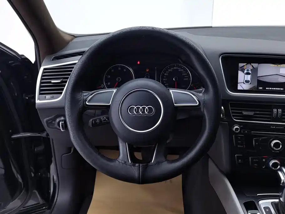Audi Q5 2018 2017 Plus 40 TFSI Progressive