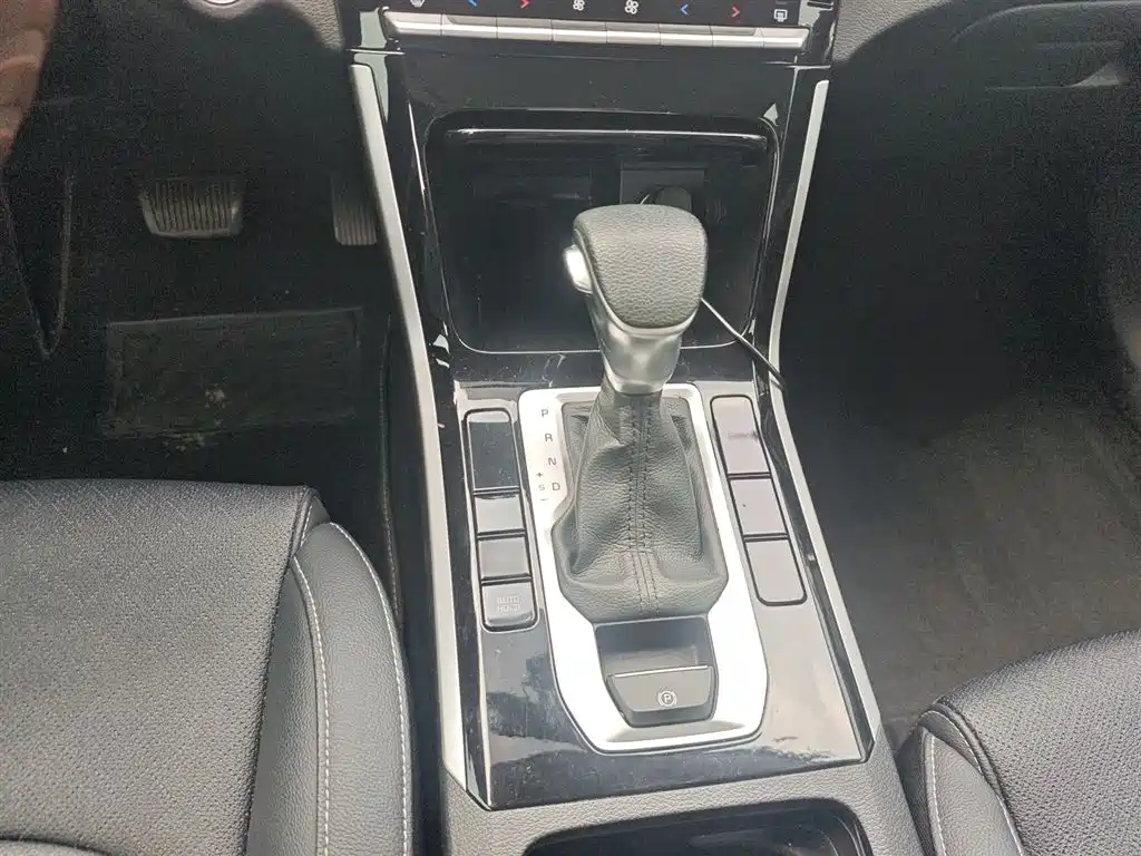 Kia K3 2021 1.5L CVT Fashion Edition фото 7