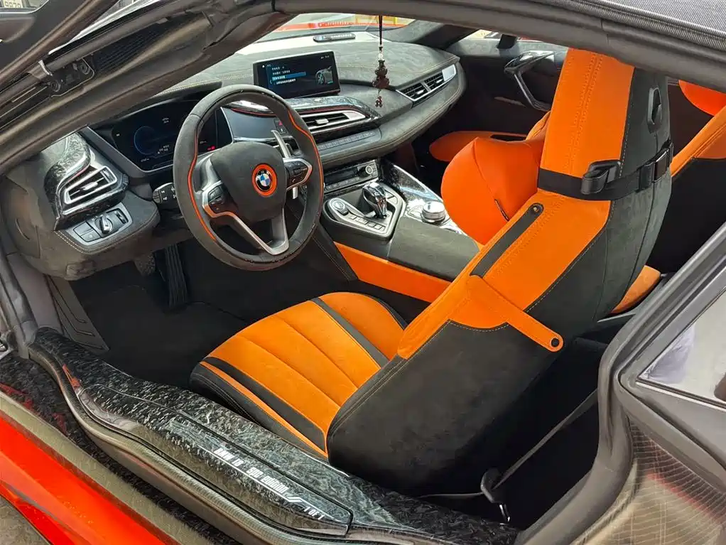 BMW i8 2019 Convertible Sports Car фото 6