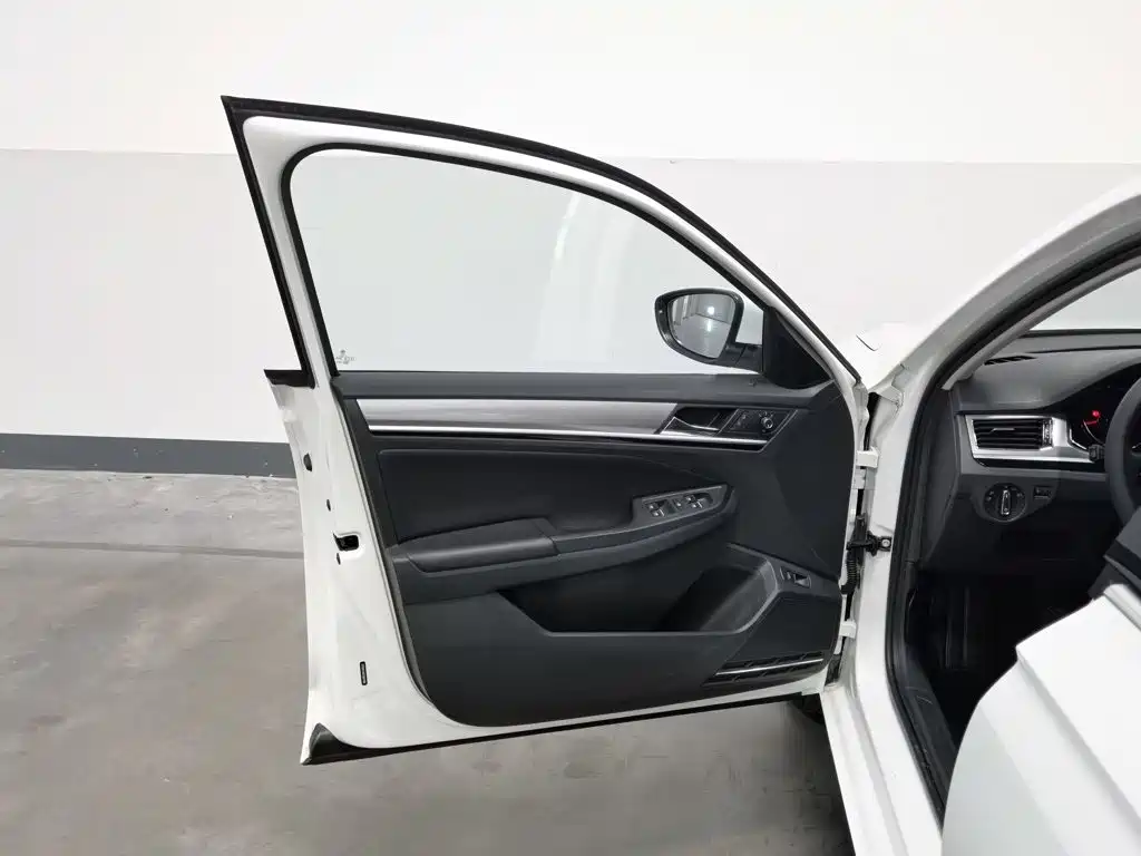 Фото 8 - Volkswagen Bora