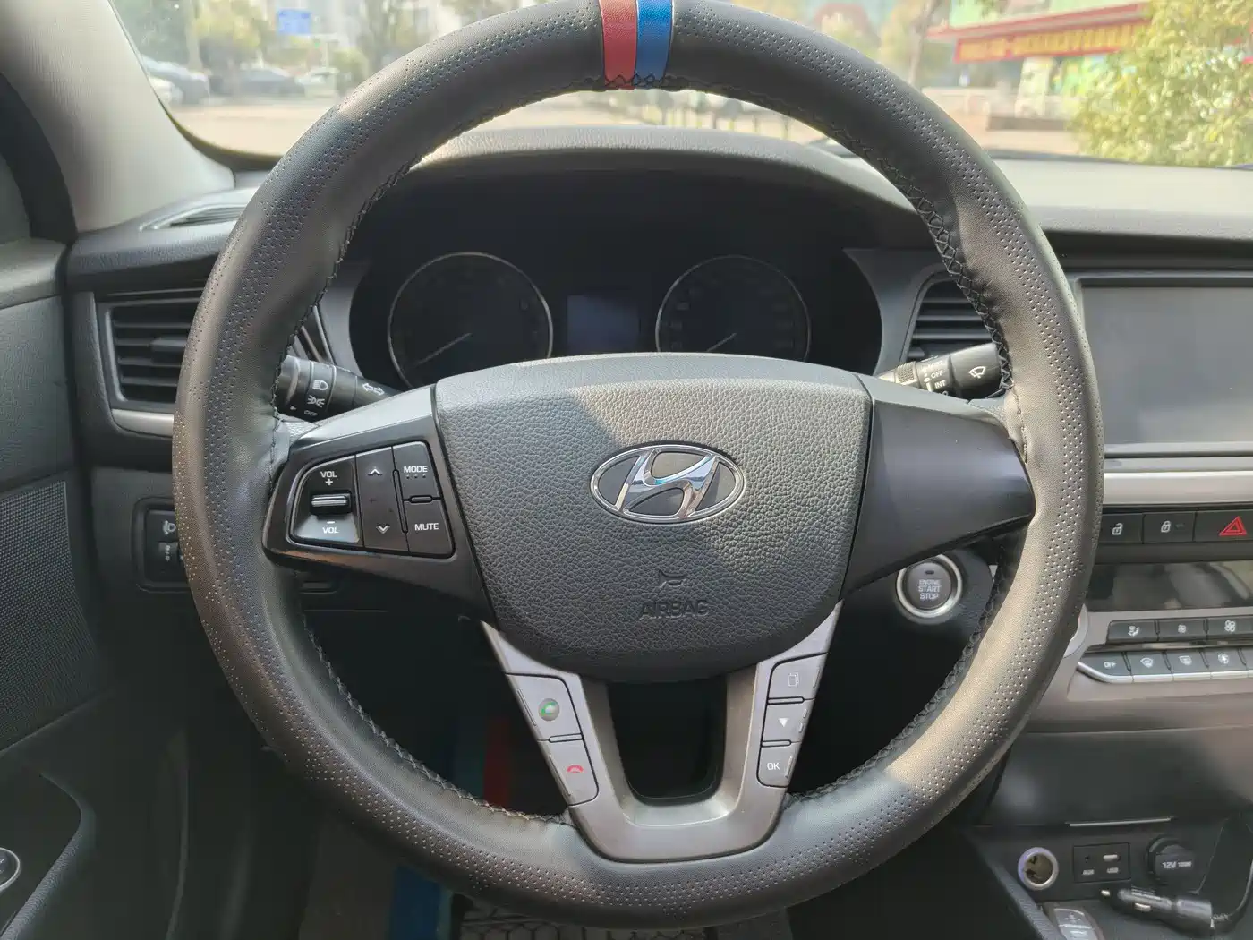 HYUNDAI NAME PICTURE